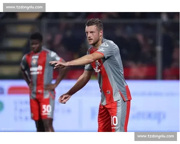 克雷莫内塞 1-1 亚特兰大:瓦尔迪意甲首球,双锋对决平分秋色 克雷莫内塞 1-1 亚特兰大:瓦尔迪意甲首球,双锋对决平分秋色